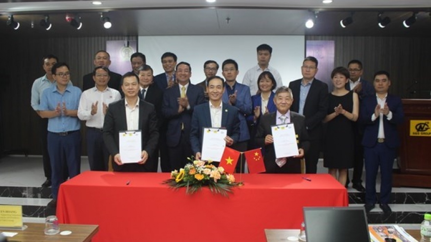 Hanoi, Shanghai businesses set up cooperation